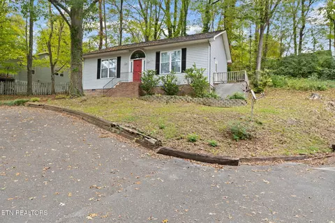 Other - 709 Sharp St, Clinton, TN 37716 photo 2 of 6