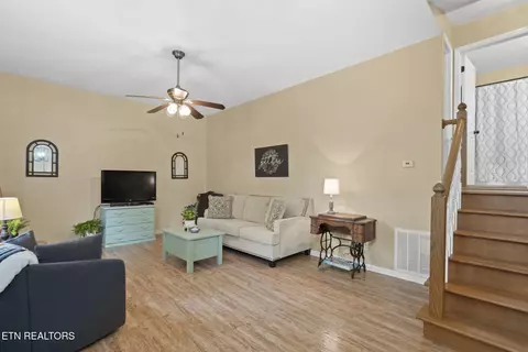 Other - 709 Sharp St, Clinton, TN 37716 photo 4 of 6