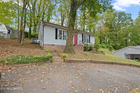 Other - 709 Sharp St, Clinton, TN 37716 photo 3 of 6