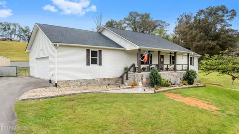 2135 Stockton Valley Rd, Loudon, TN 37774