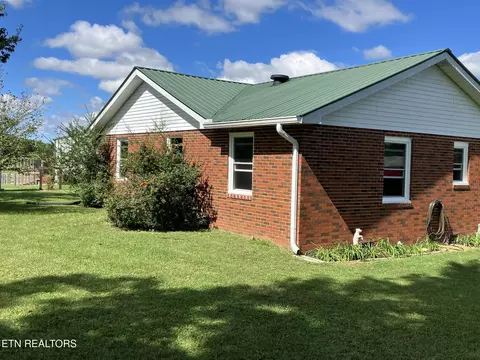 Exterior - 145 Rhum Rd, Clarkrange, TN 38553 photo 4 of 14