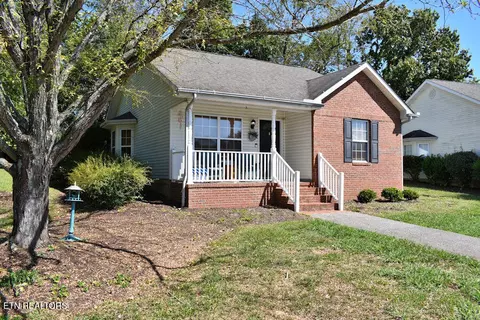 1503 Mayberry Lane Ln, Sevierville, TN 37862