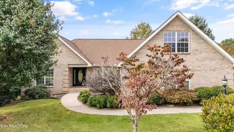 3015 Champions Dr, Maryville, TN 37801