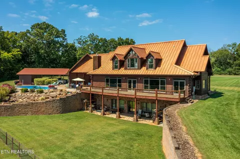 1689 W Highway 25-70, New Market, TN 37820