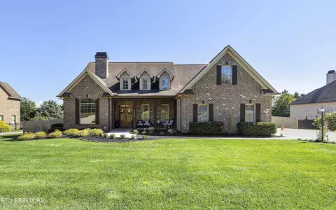 12728 Watergrove Dr, Knoxville, TN 37922