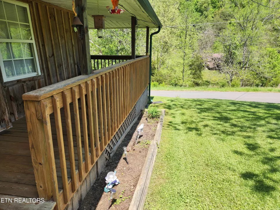 Exterior - 835 Nance Rd, Rutledge, TN 37861 photo 4 of 12
