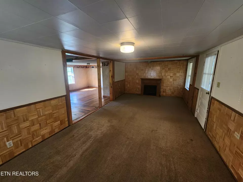 Living - 835 Nance Rd, Rutledge, TN 37861 photo 3 of 3