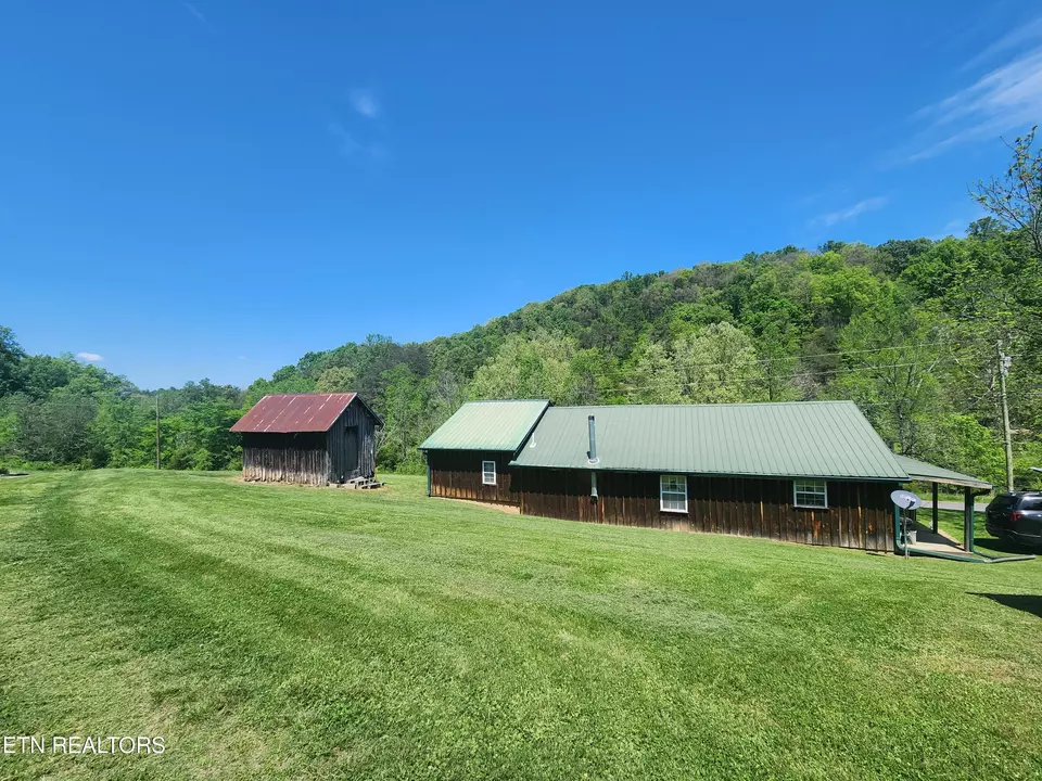Exterior - 835 Nance Rd, Rutledge, TN 37861 photo 2 of 12