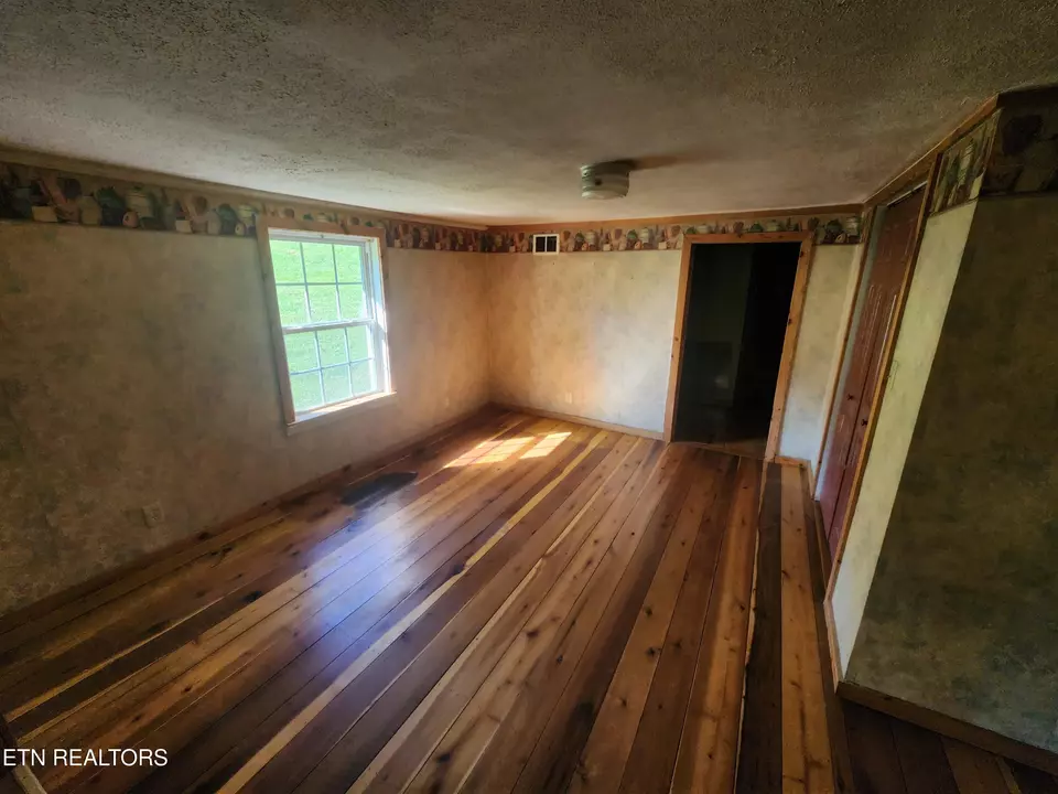 Bedroom - 835 Nance Rd, Rutledge, TN 37861 photo 2 of 2