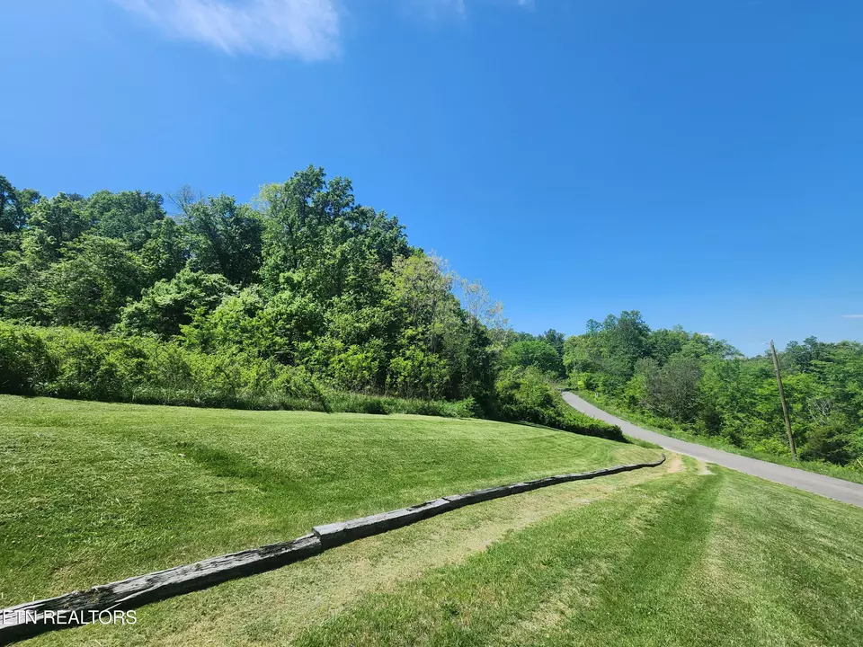 Exterior - 835 Nance Rd, Rutledge, TN 37861 photo 12 of 12