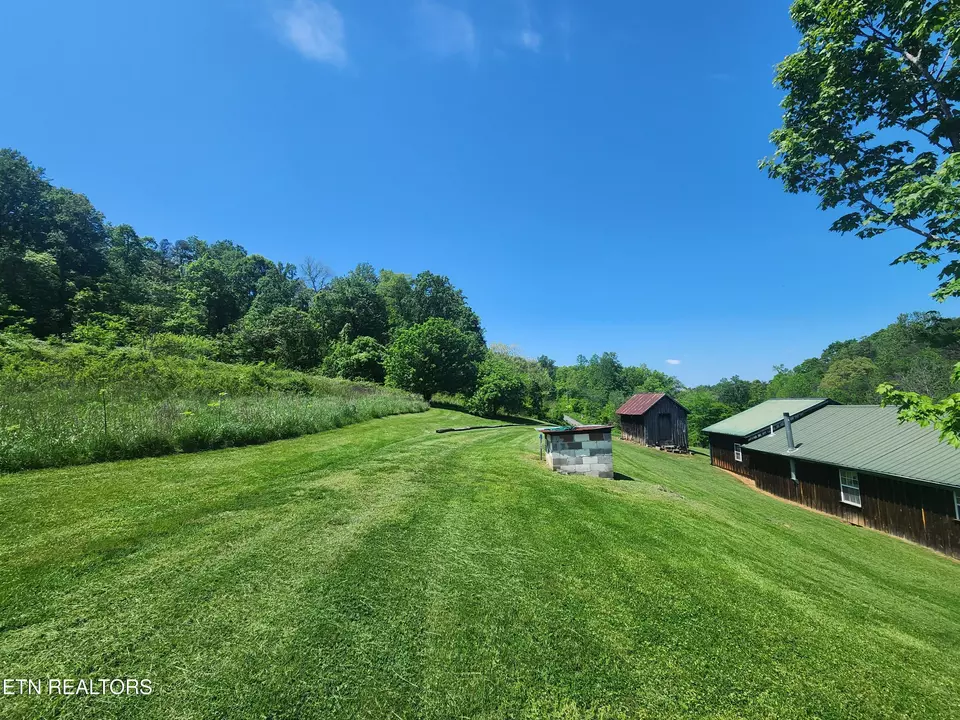Exterior - 835 Nance Rd, Rutledge, TN 37861 photo 9 of 12