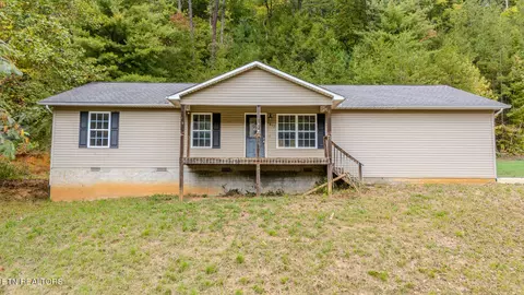 1817 Hughes Loop, Maryville, TN 37803