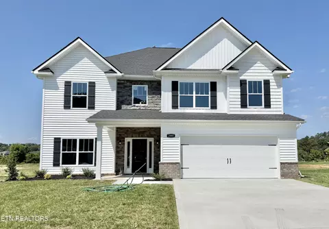 2449 Tributary Dr, Sevierville, TN 37876