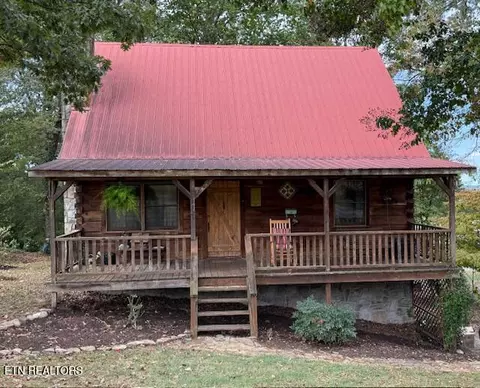 1721 Jett Rd, Maryville, TN 37804