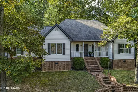 114 Ashley Court Dr, Athens, TN 37303