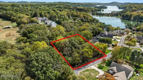 229 Amohi Way, Loudon, TN 37774