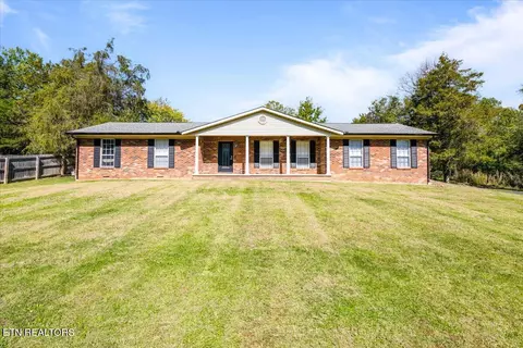 238 Kimberly Rd, La Follette, TN 37766