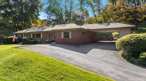 4920 Shady Dell Tr, Knoxville, TN 37914