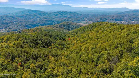 Off Sharp Road/shell Mountain, Sevierville, TN 37876 photo 9