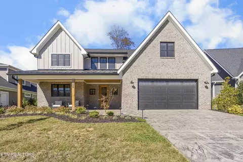 373 Ironwood Ln, Loudon, TN 37774