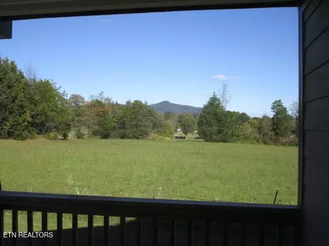 Exterior - 9352 Davis Dr, Corryton, TN 37721 photo 3 of 3