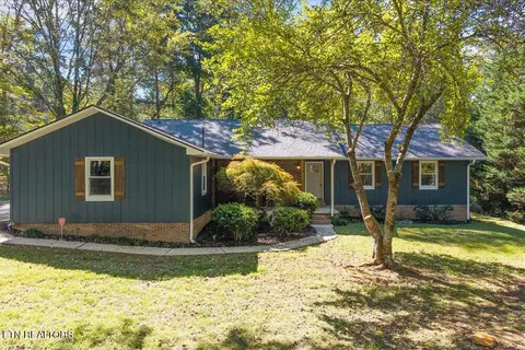 126 Clifton Cir, Oak Ridge, TN 37830
