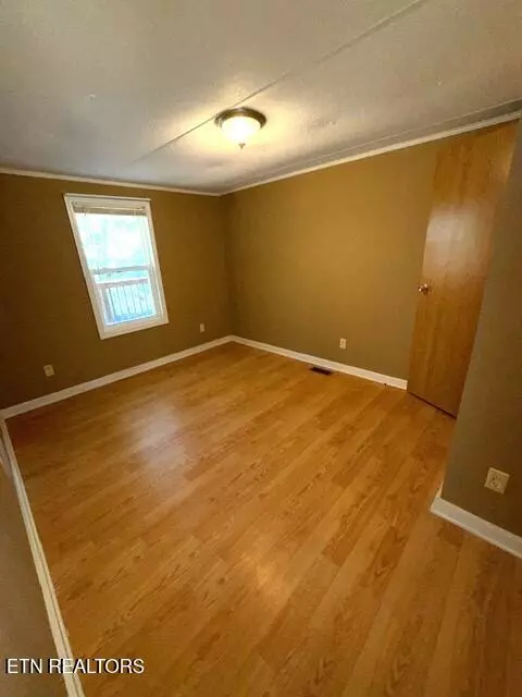 739 Dry Branch Rd, Ewing, VA 24248 photo 40