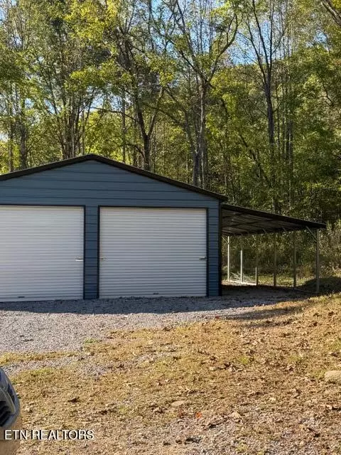 739 Dry Branch Rd, Ewing, VA 24248 photo 11