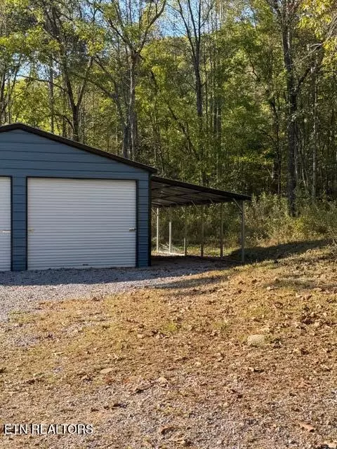 739 Dry Branch Rd, Ewing, VA 24248 photo 10