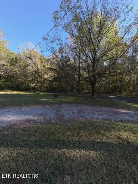739 Dry Branch Rd, Ewing, VA 24248 photo 14