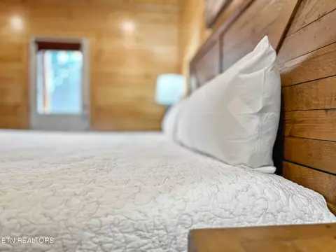 Bedroom - 808 String Run Way, Pigeon Forge, TN 37863 photo 11 of 14