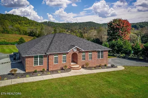 1945 Golden Mountain Rd, Sparta, TN 38583