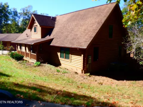 Exterior - 370 Brave Dr, Oneida, TN 37841 photo 1 of 13
