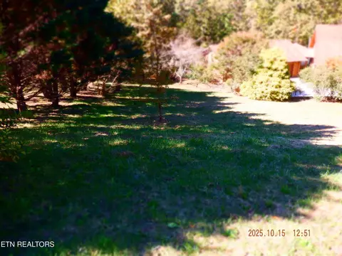 Exterior - 370 Brave Dr, Oneida, TN 37841 photo 12 of 13