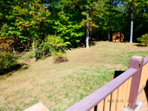 Exterior - 370 Brave Dr, Oneida, TN 37841 photo 9 of 13