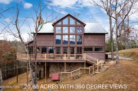 504 Twin Oak Mountain Ln, Townsend, TN 37882