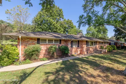 600 Churchill Rd, Knoxville, TN 37909