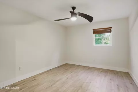 Bedroom - 7358 Circle Point Dr, Talbott, TN 37877 photo 4 of 7
