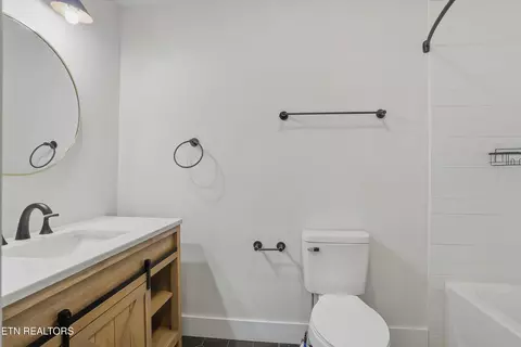 Bath - 7358 Circle Point Dr, Talbott, TN 37877 photo 4 of 4