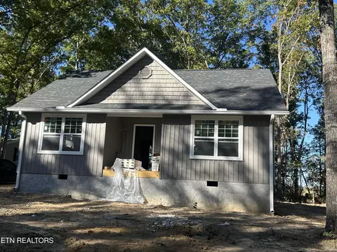 154 George Young Rd, Jamestown, TN 38556
