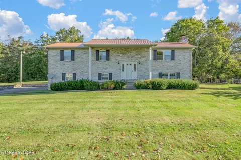 8408 Graceland Rd, Corryton, TN 37721