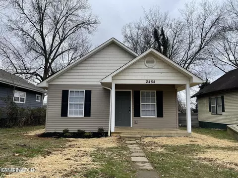 2454 Washington Ave, Knoxville, TN 37917