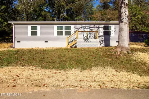 157 Beech St, Harriman, TN 37748