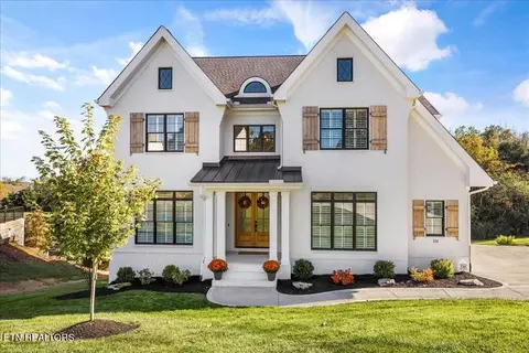 533 Lone Willow Dr, Knoxville, TN 37934