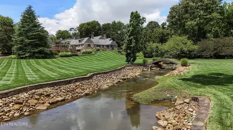 6203 Westland Dr, Knoxville, TN 37919