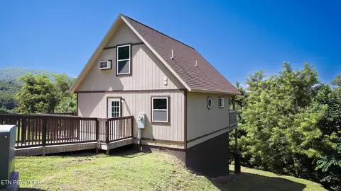 1081 Cove Rd #103, Sevierville, TN 37876