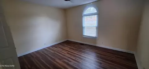 Bedroom - 7905 Whitcomb Rd, Powell, TN 37849 photo 3 of 3