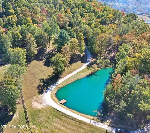 1436 Alderville Rd, Winfield, TN 37892