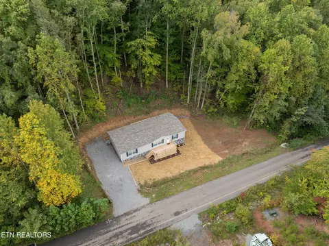 1431 Blue Springs Way, Newport, TN 37821
