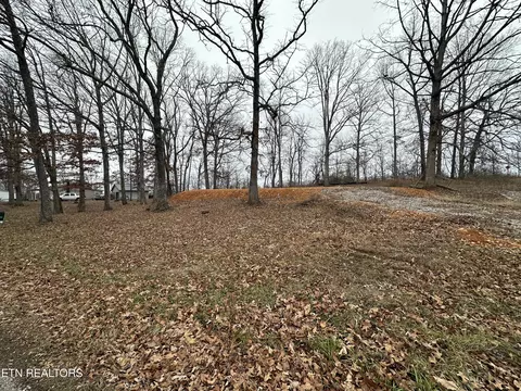 2100 Old Wolf River Rd, Jamestown, TN 38556